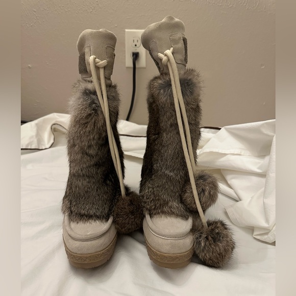 Coach Beige and Brown Rabbit Fur Winter Boots - Picture 2 of 15